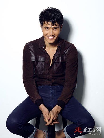 彭冠英的妻子是谁和张含韵只是合作关系