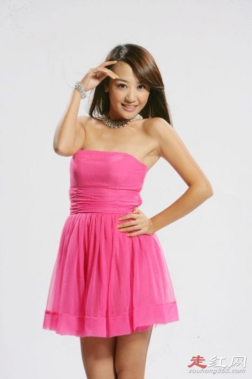 主持人左岩的个人资料简介现任老公是谁