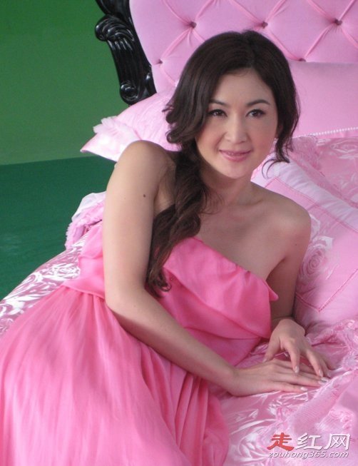 温碧霞个人资料简介一丝不挂的照片是怎么回事