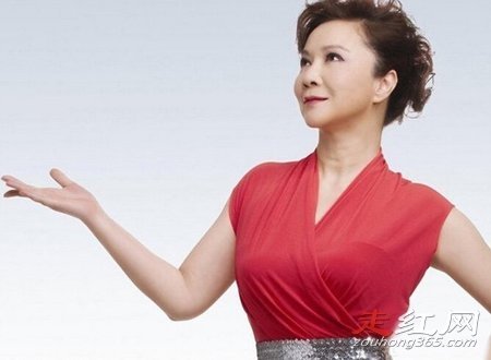 蔡明老公丁秋星是谁 当年家庭是否因为郭达破裂了