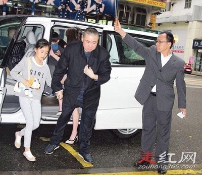 �����۸������ϼ�� ����һ���й�����Ů��