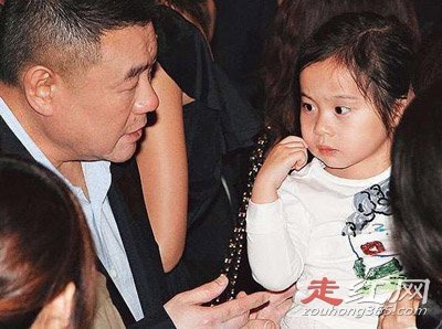 �����۸������ϼ�� ����һ���й�����Ů��