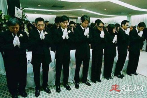 Ϊ÷�޷�̧�׵���˭ ����̧�׵�8����