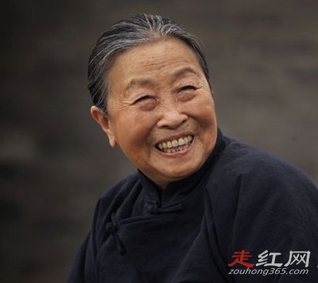 ���ٻ���������������� ���ڻ���������