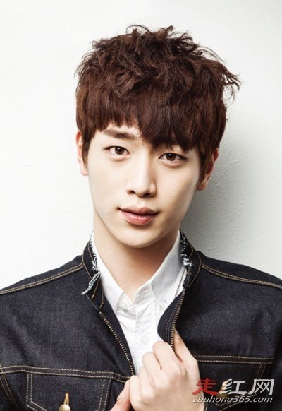 徐康俊roommate事件是什么 整容前后照片对比