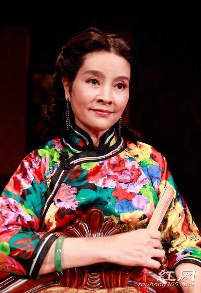 �����ݵ�һ���ɷ���˭ �ͷ�Զ���ǳ�����