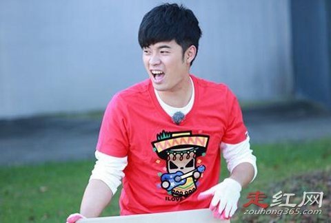 �º�֣����ϵ���� ��ѧ����ͬ��ͬѧ����˭