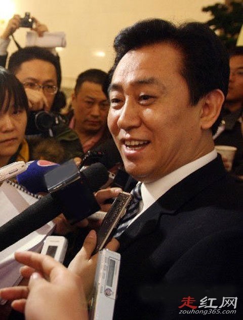 许家印和范冰冰什么关系 抓到了很多两人亲密的照片