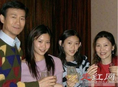 ֣������������ӷֱ���˭ ���λ����ĸ�Ů��