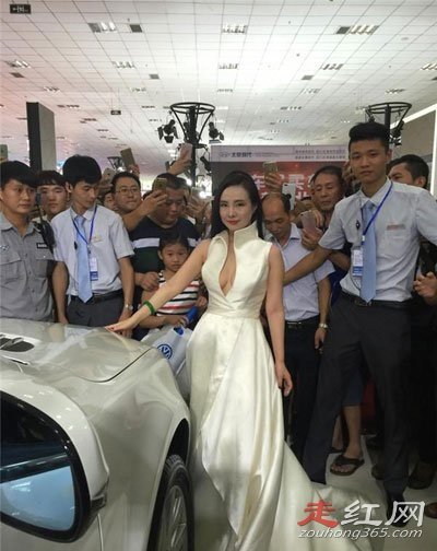 ��¶¶���з�˿ǿ����ô���� ��Χ�Ƕ���