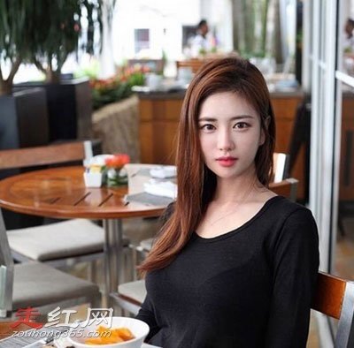 ������ɧ��Ů���� �����Լ��������ڲ��ϵ��ǻ�