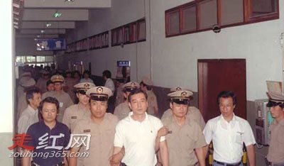 �³���û�˸����Ǻڵ�̫���� Ϊʲô�����̳��Ų�