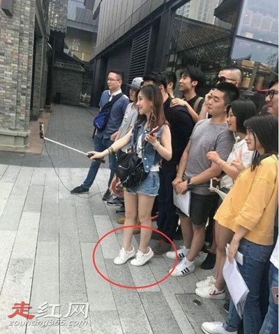 ����Ī����1.5��������� ��ʵ�����߾����Ƕ���