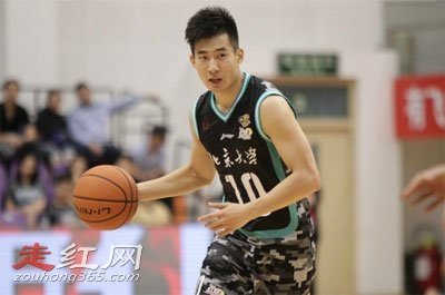 ��Ѷ����С�ϵ���������˭ ������ѧ��һ�������Ա