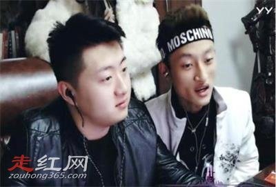 С���Ŷӽ�����˭������ʲô ���������Ц���˶���