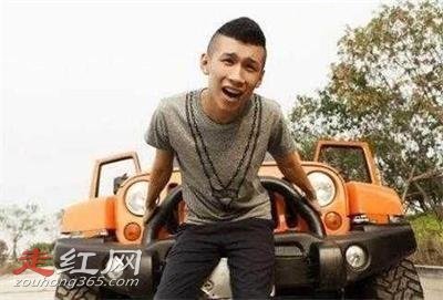 九杀八评论宝哥什么 为什么yy平台中的土豪这么多