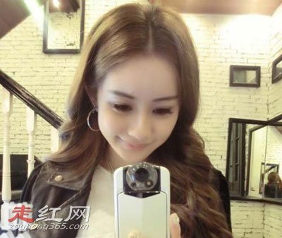 livia韦雪现状怎么样了 去美国生孩子了吗