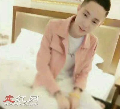 ����kk��������ϸ�ʲô�� ��ߵ���Ƶ�¼���ô����