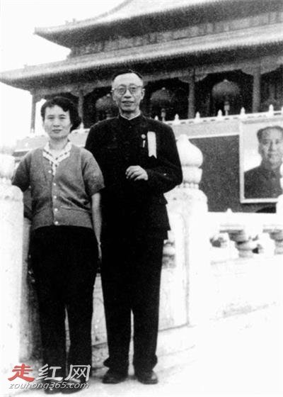 ĩ���ʵ۸����޷������� ��С�ͱ���Ů��ô��