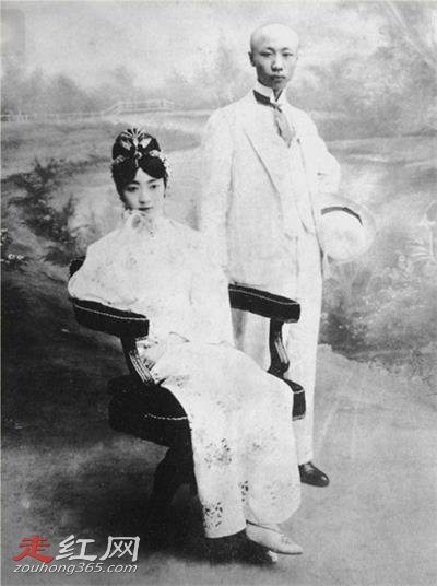 ĩ���ʵ۸����޷������� ��С�ͱ���Ů��ô��