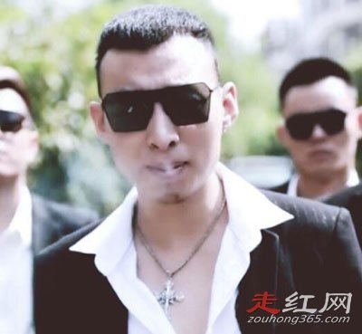 �Ϲٴ����ͷ��ɵĹ�ϵ Ϊʲô���˾�ַ���