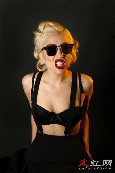 �׵ϸ¸¿���ͼƬ ���۵Ĵ���Ƭװ�ж�����