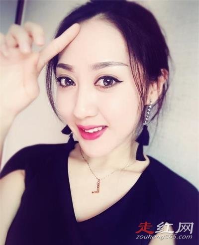 映客十大人气主播排行是谁 二姐是怎么火起来的