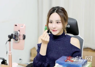 ޱ����ĸ�ƽֱ̨������ ֱ�����Ķ�������