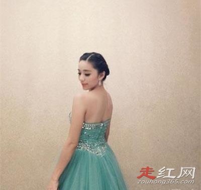 �ǳ������ƾ��������ϼ�ͼƬ �ͳ���ǣ�ֵ���Ƶ����һ��