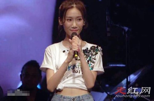 小缘和npc什么关系 不露脸证实只是朋友关系