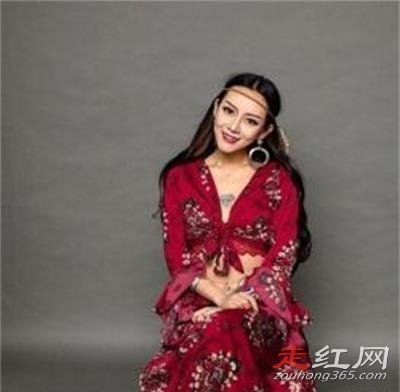 �ǳ�������˼�걻ǣ������һ�� û�к��κ��мα�ǣ��