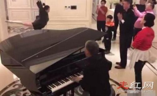 ��С�պ�����ʲô��ϵ �ۻ������¼���ô����