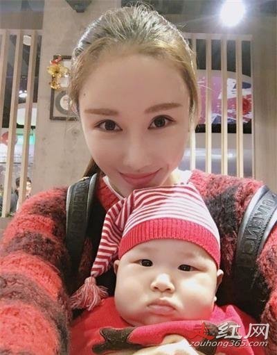 �ǳ����Ź�˧�Ž����ͻ�����Ƶ��ô���� ����һ�Ƕ�����