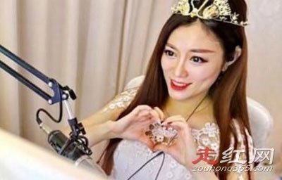 �������ذ�c��c��Ů���а� ���踣����Ƶ����Щ