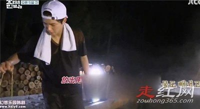 �ӱ�����Ů�Ѿ�����˭ ��������Ĺ�ϵ��ʲô