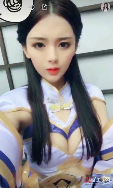 杨超越自带套穿着暴露怎么回事 人前人后两副面孔被揭露