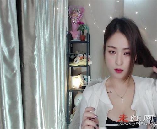 candy小滴滴最后一天回放事件 因娇滴滴的声音而成名