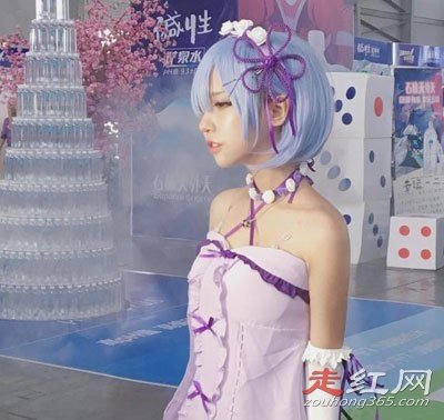 过期米线线sama秒删的福利照怎么回事 动作挑逗而遭到封禁