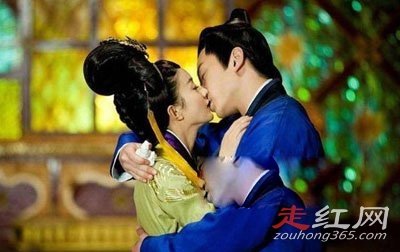 ��ΰ������ӱ��һ����� ����ԭ����ʲô