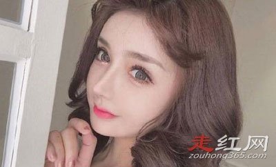 芭比迪丽拉素颜卸妆的样子 家庭背景有钱吗