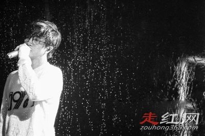 �ܿ�ΰ�ķ��˳�ʲô��Ư���� Ӣ�������ô����