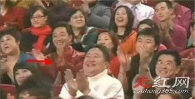 2012�괺���޾��¼�������� ���Ǿ�ͷ��ĳ�ִ�λЧ��