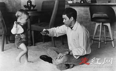 ������Ǳ�˭���� ��ѻƬ��Ϊʲô��������ӵ�