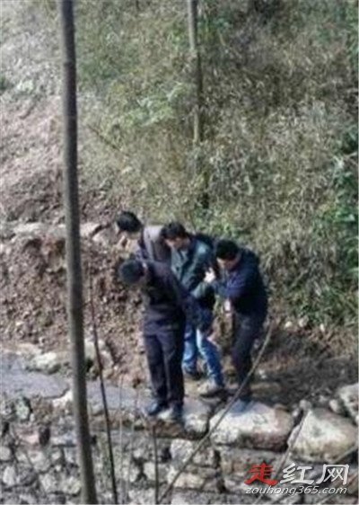 �㽭Ů����ʫ�������ж�� Ϊʲô�и����¼�