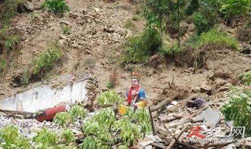 汶川地震灵异故事极致恐怖 陈坚的半张脸+阴兵借道