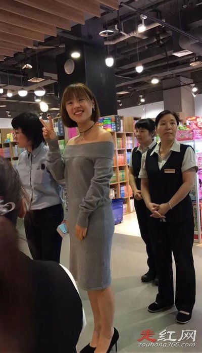 �����Ů�����½���������� ���ϱ�����������Ǻ�����