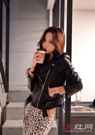 �������Ϲ���˭ �ͻ����������Ĺ�ϵ