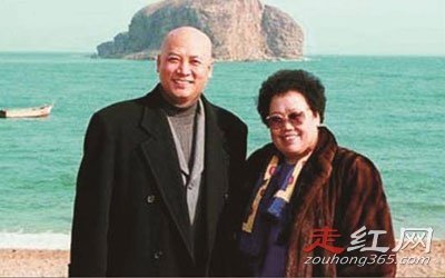 迟重瑞有亲生子吗 妻子陈丽华比他大11岁