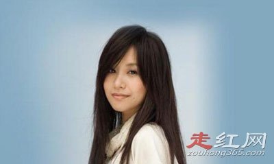 张芸京是男还是女是les吗 她的嗓子怎么回事