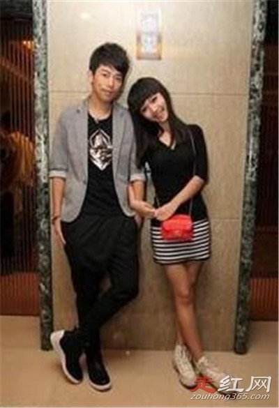 �ĺ����Ƿ��ӳɻ��� ����쿻���һ�������ŵ���Ƭ